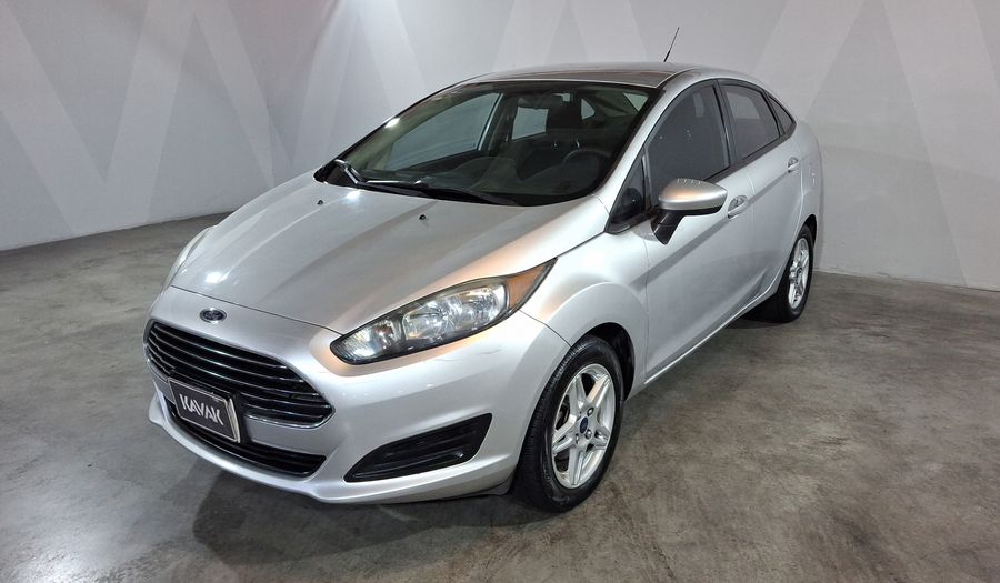 Ford Fiesta 1.6 SE MT Sedan 2017