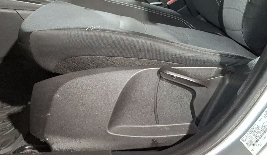 Ford Fiesta 1.6 SE MT Sedan 2017