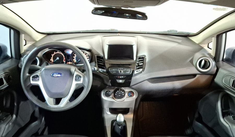 Ford Fiesta 1.6 SE MT Sedan 2017