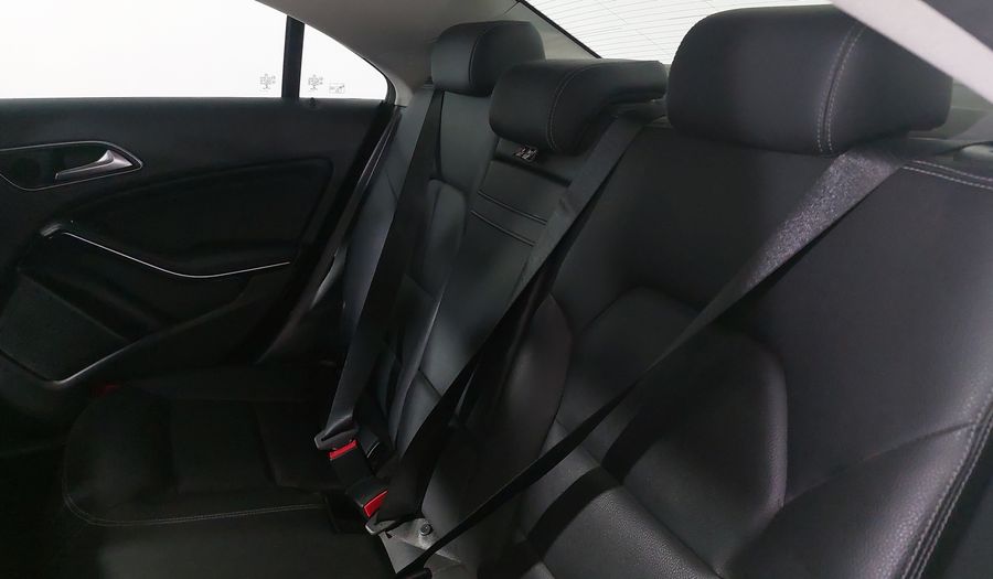 Mercedes Benz Clase Cla 1.6 CLA 200 SPORT DCT Coupe 2018