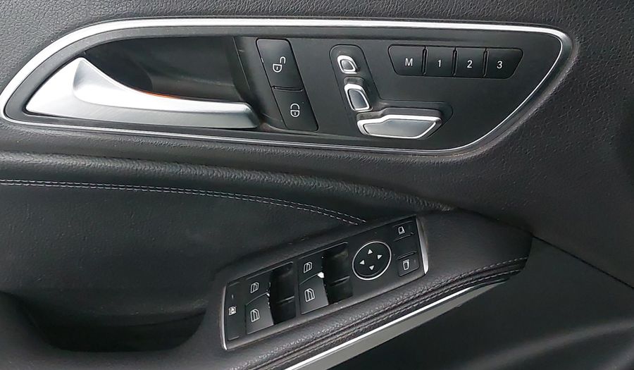 Mercedes Benz Clase Cla 1.6 CLA 200 SPORT DCT Coupe 2018