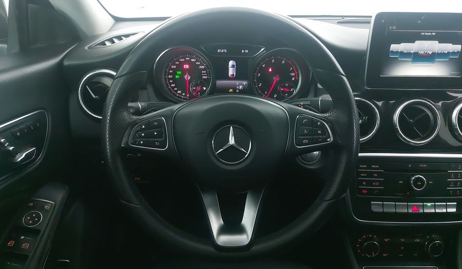 Mercedes Benz Clase Cla 1.6 CLA 200 SPORT DCT Coupe 2018