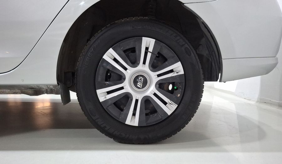 Renault Logan 1.6 AUTHENTIQUE MT Sedan 2016