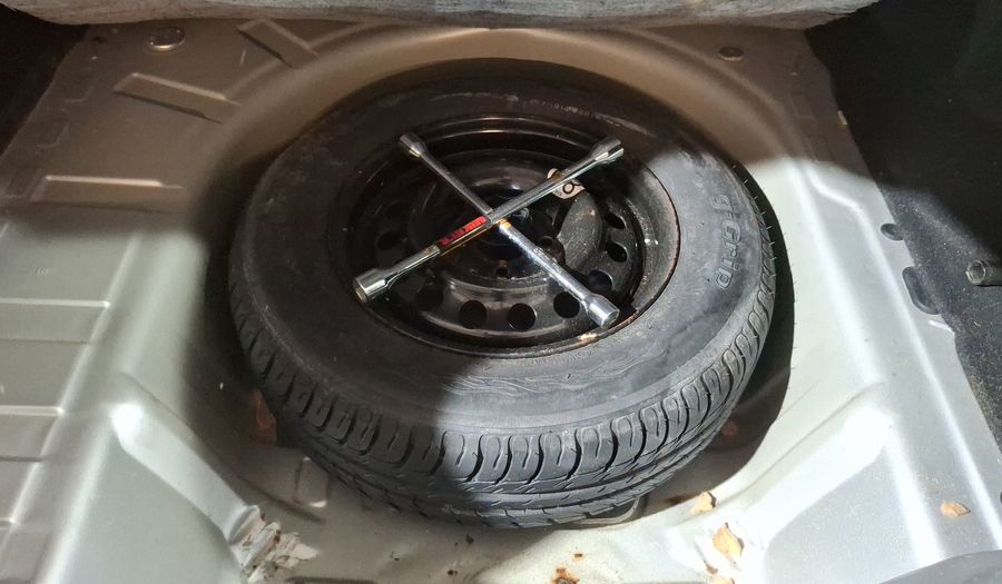 Renault Logan 1.6 AUTHENTIQUE MT Sedan 2016