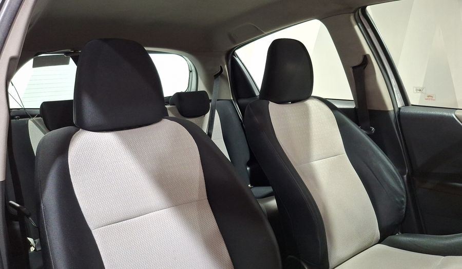 Toyota Yaris 1.5 PREMIUM AT 5PTAS Hatchback 2014