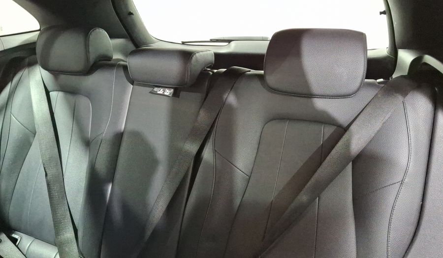 Mercedes Benz Clase Gla 1.3 200 PROGRESSIVE DCT Suv 2021