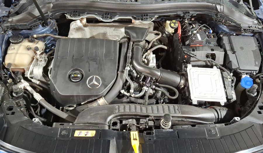 Mercedes Benz Clase Gla 1.3 200 PROGRESSIVE DCT Suv 2021