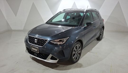 2022 • 21,019 km • Automático