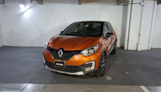 Renault • Captur