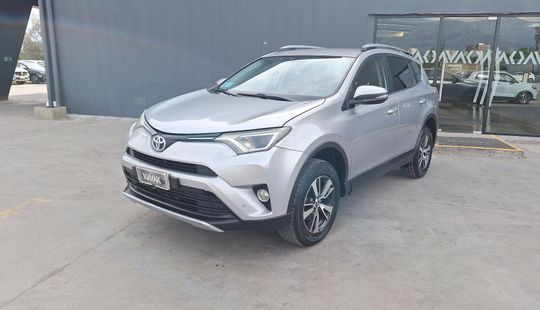 Toyota • RAV4