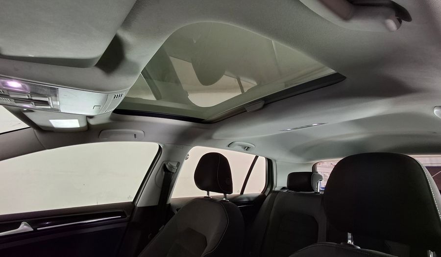 Volkswagen Golf 1.4 TSI DSG SPORT Hatchback 2017