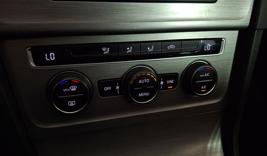 Volkswagen Golf 1.4 TSI DSG SPORT Hatchback 2017