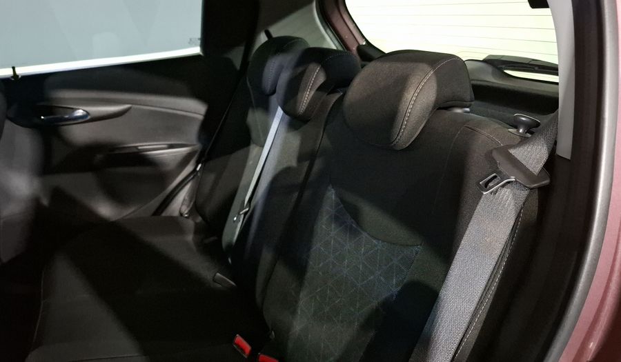 Chevrolet Spark 1.4 PREMIER G CVT Hatchback 2021