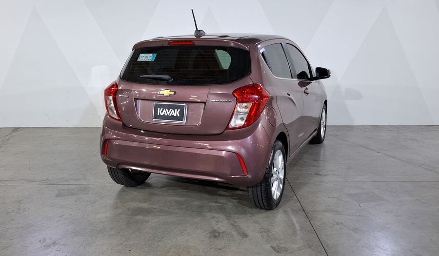 Chevrolet Spark 1.4 PREMIER G CVT Hatchback 2021