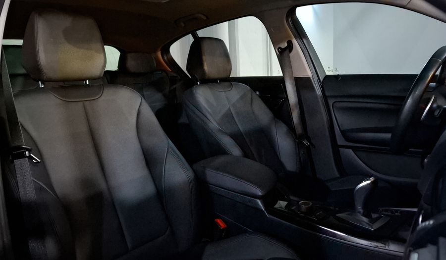 Bmw Serie 1 2.0 120IA SPORT LINE Hatchback 2017