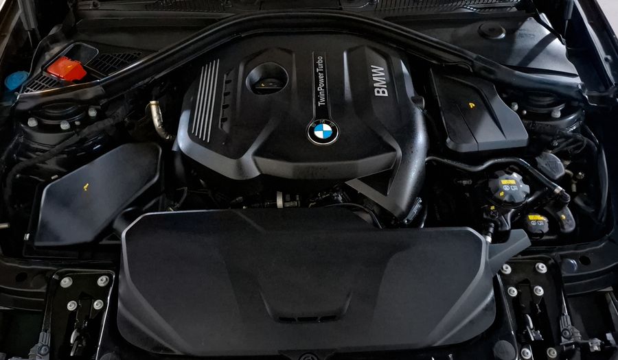 Bmw Serie 1 2.0 120IA SPORT LINE Hatchback 2017