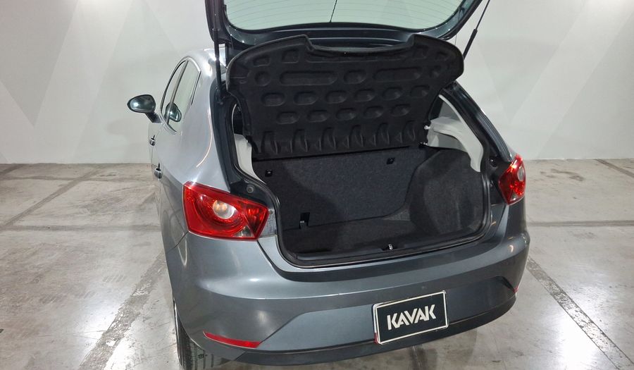 Seat Ibiza 2.0 REFERENCE 4 PTAS MT Hatchback 2013