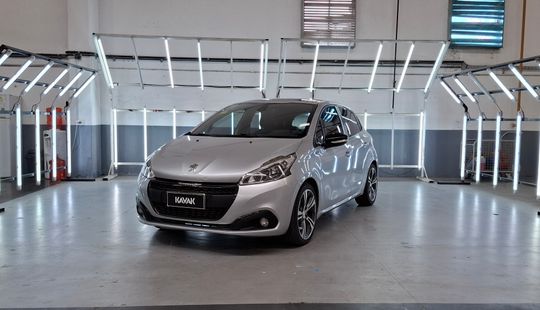 Peugeot • 208