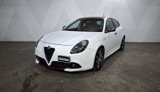 Alfa Romeo • Giulietta