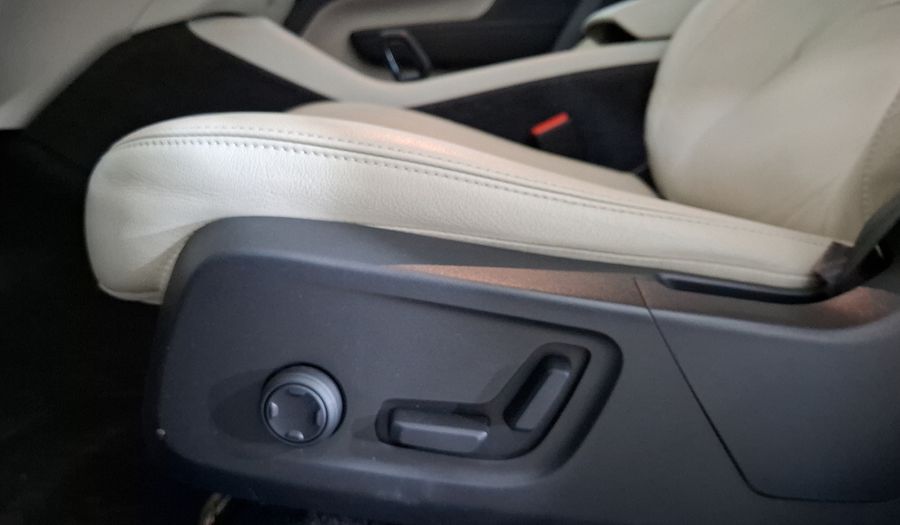 Volvo Xc40 2.0 T4 MOMENTUM AUTO Suv 2022