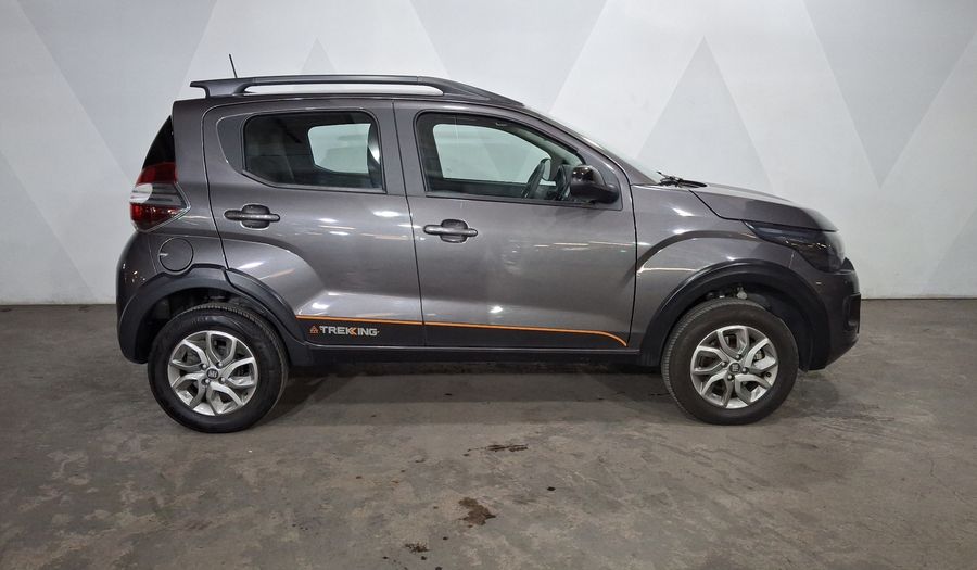 Fiat Mobi 1.0 TREKKING Hatchback 2023