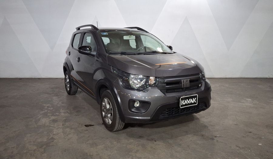 Fiat Mobi 1.0 TREKKING Hatchback 2023