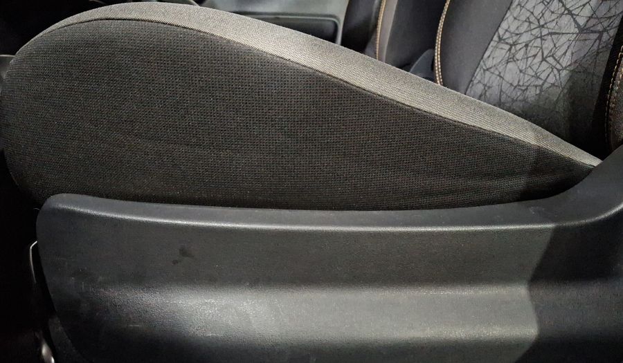 Fiat Mobi 1.0 TREKKING Hatchback 2023