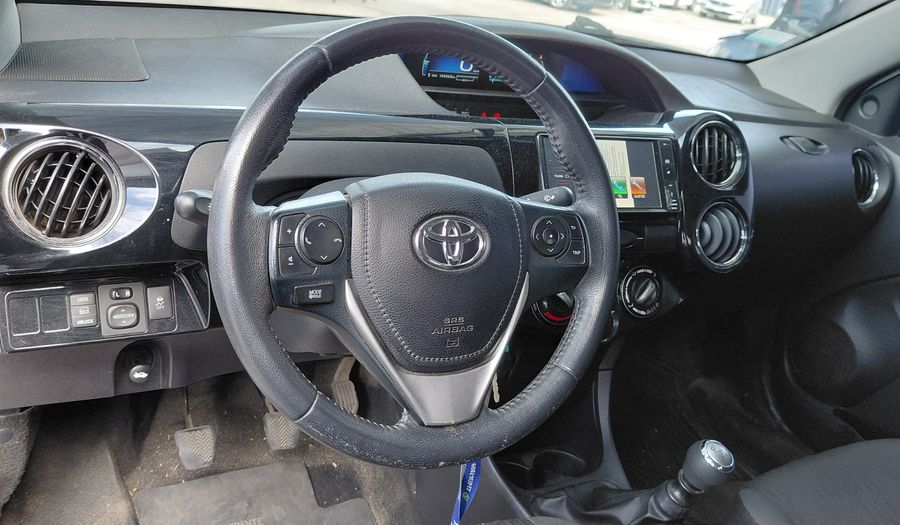 Toyota Etios 1.5 XLS Sedan 2020