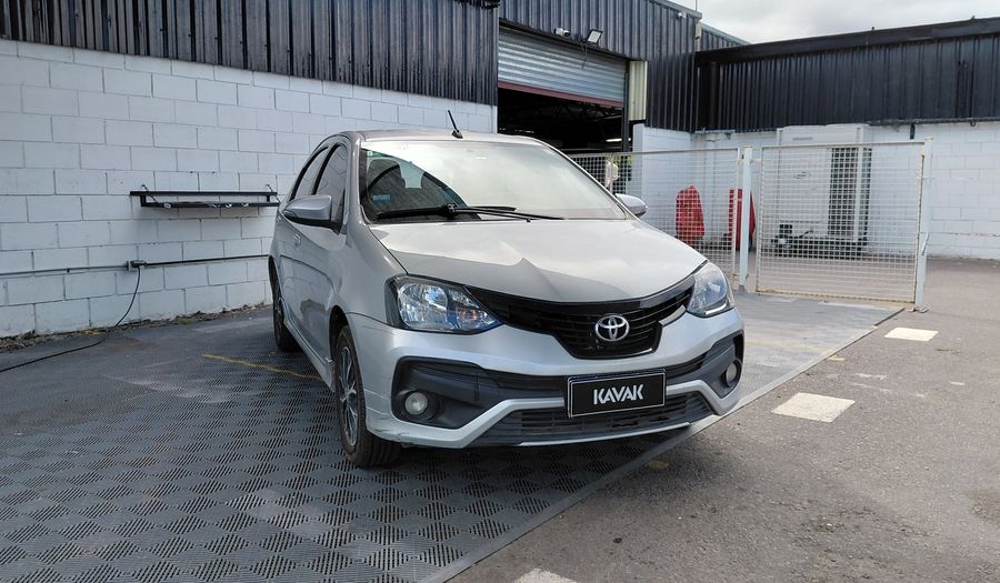 Toyota Etios 1.5 XLS Sedan 2020