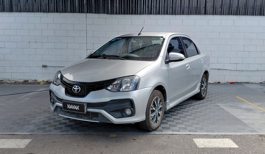 Toyota Etios 1.5 XLS Sedan 2020