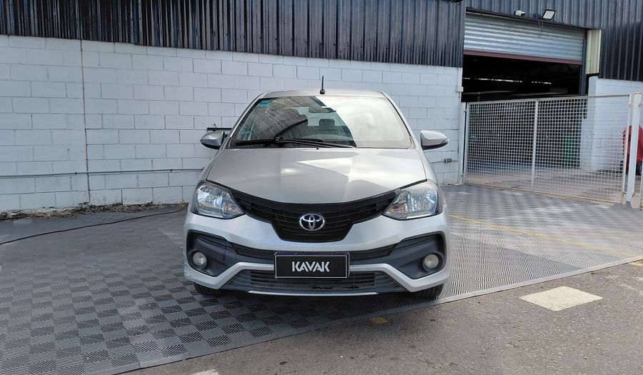 Toyota Etios 1.5 XLS Sedan 2020