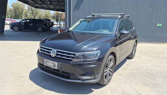 Volkswagen • Tiguan