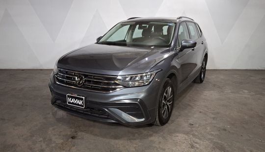 Volkswagen • Tiguan