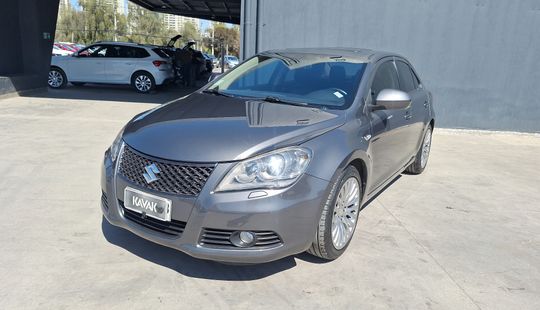 Suzuki • Kizashi