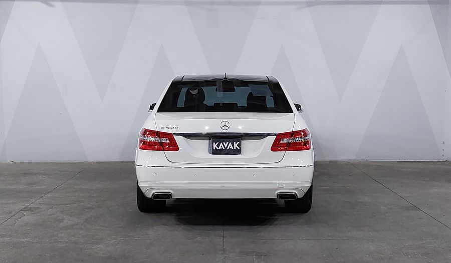 Mercedes Benz Clase E 5.5 500 AVANTGARDE AT Sedan 2010