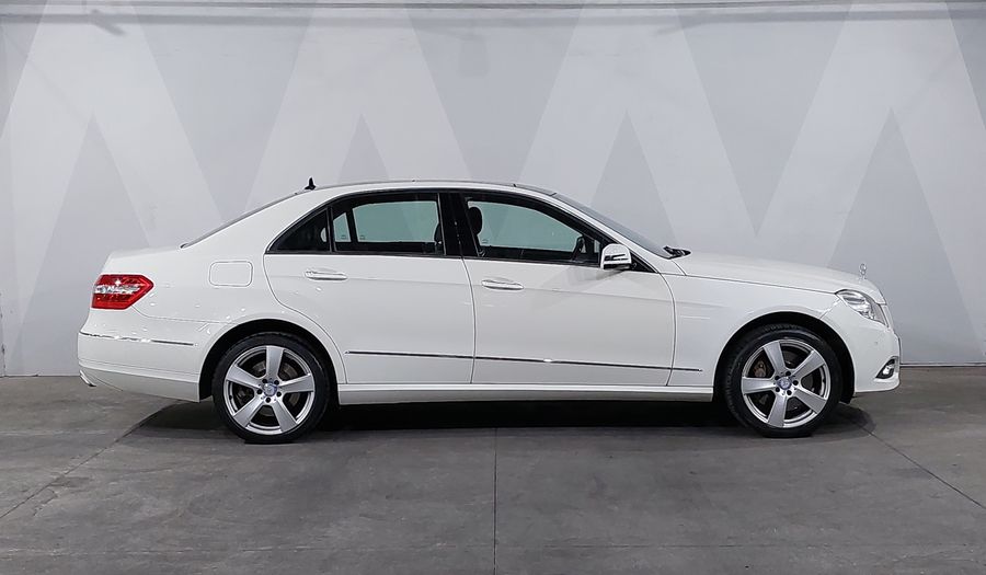 Mercedes Benz Clase E 5.5 500 AVANTGARDE AT Sedan 2010