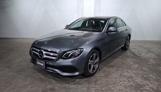 Mercedes Benz • Clase E