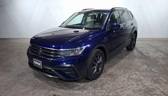 Volkswagen • Tiguan
