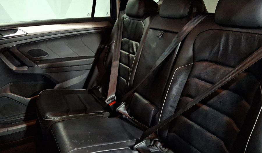 Volkswagen Tiguan 1.4 COMFORTLINE PIEL DCT Suv 2018