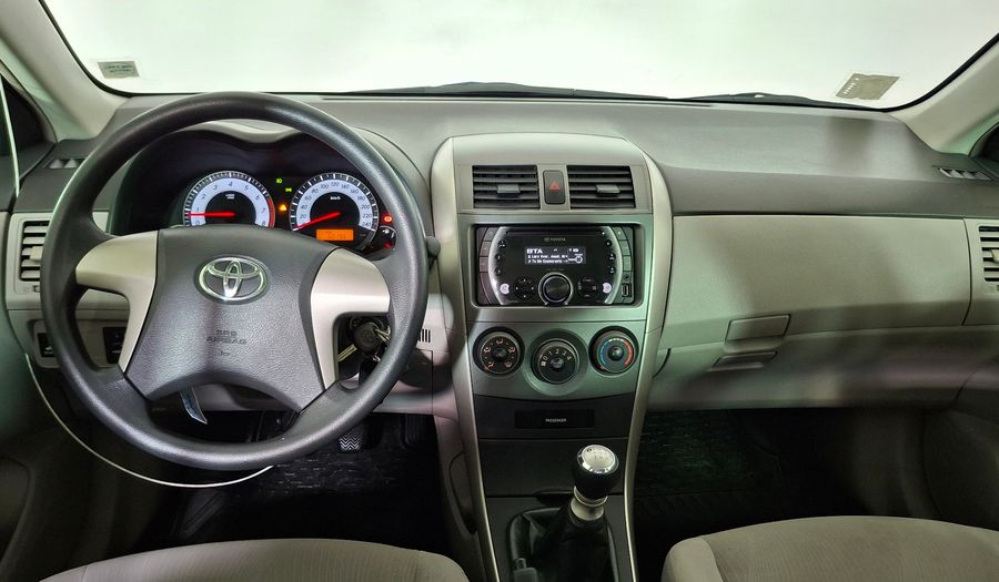 Toyota Corolla 1.6 GLI Sedan 2014