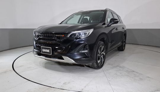 2023 • 46,813 km • Automático