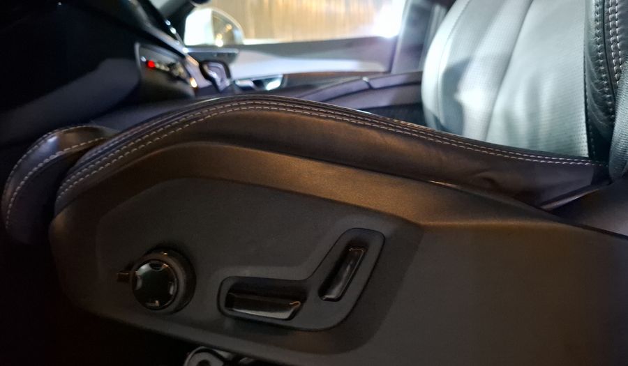 Volvo Xc90 2.0 R-DESIGN T6 AUTO AWD Suv 2019