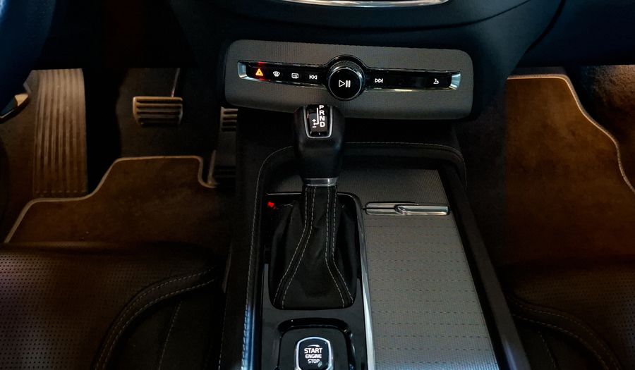 Volvo Xc90 2.0 R-DESIGN T6 AUTO AWD Suv 2019