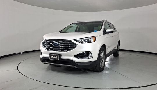 Ford • Edge