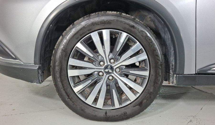 Mitsubishi Outlander 2.4 LIMITED CVT Suv 2019