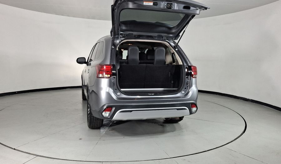 Mitsubishi Outlander 2.4 LIMITED CVT Suv 2019