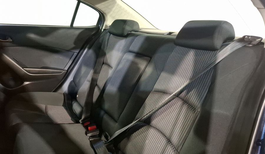 Mazda 3 2.0 SEDAN I TOURING TA Sedan 2015