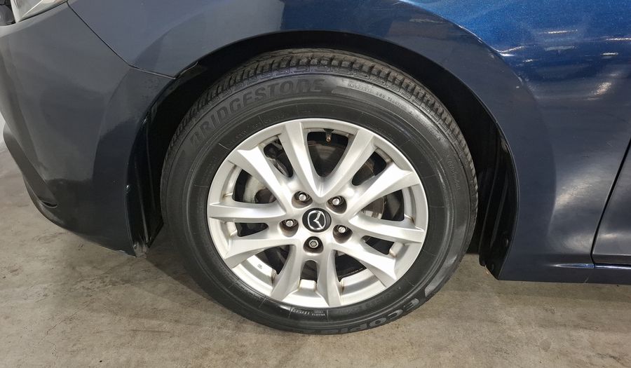 Mazda 3 2.0 SEDAN I TOURING TA Sedan 2015