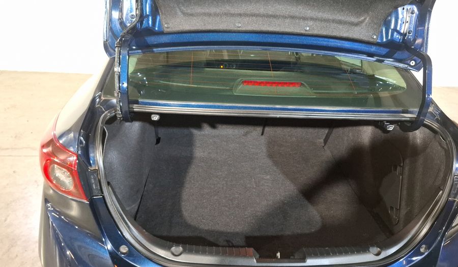 Mazda 3 2.0 SEDAN I TOURING TA Sedan 2015