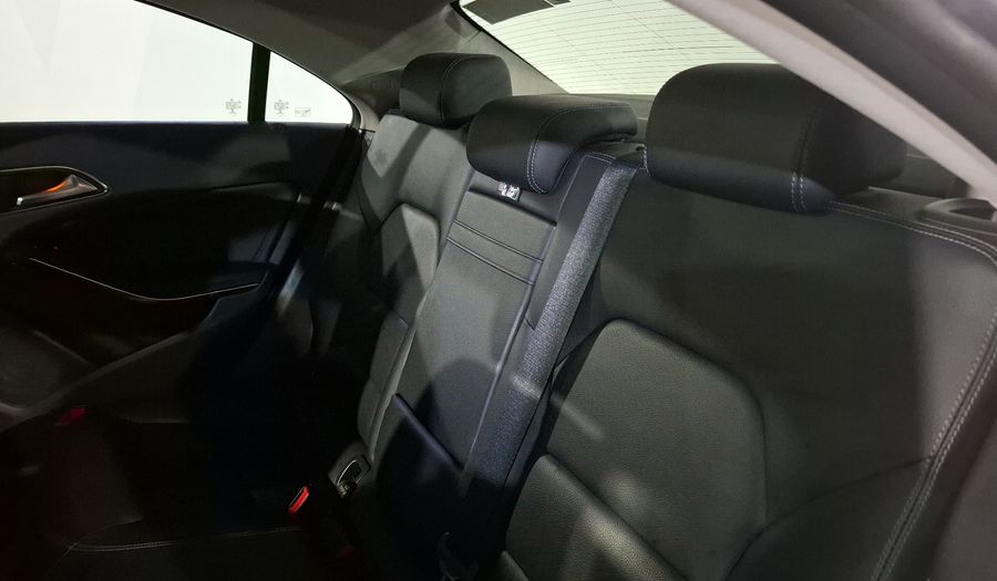 Mercedes Benz Clase Cla 1.6 CLA 200 SPORT DCT Coupe 2019